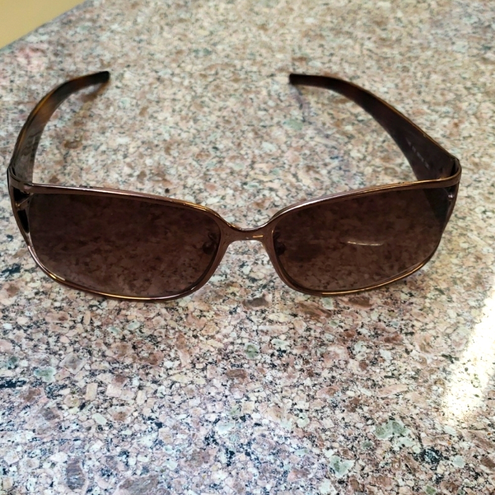 Fendi Brown Sporty Sunglasses with Rectangular Lenses
